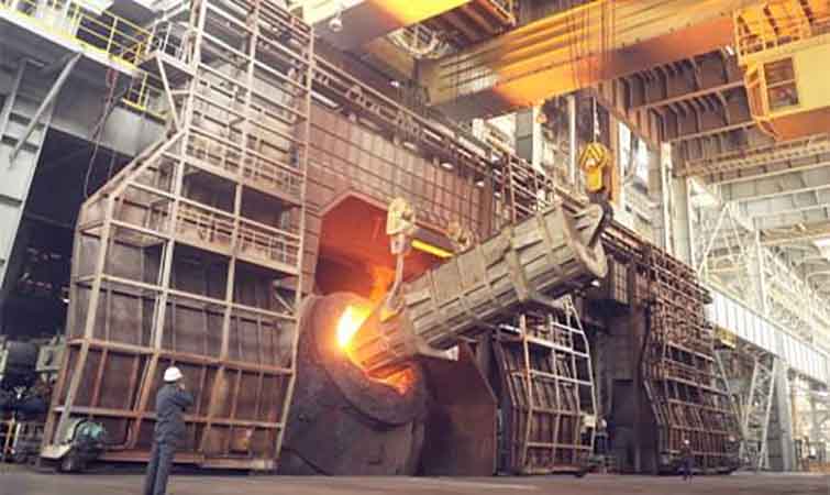 冶炼厂转炉炼钢车间有功功率一般过低