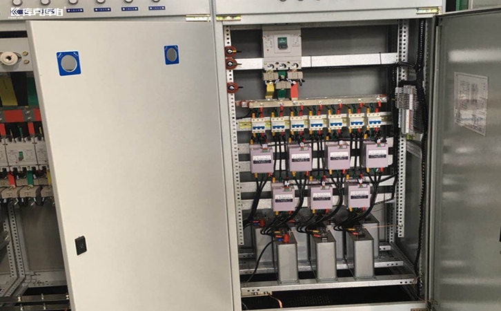 无功功率补偿设备